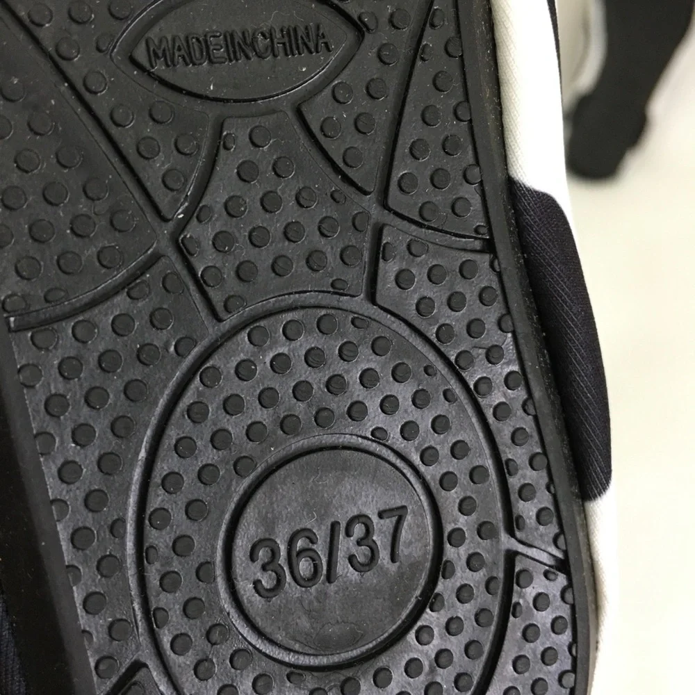 Water shoes for kids